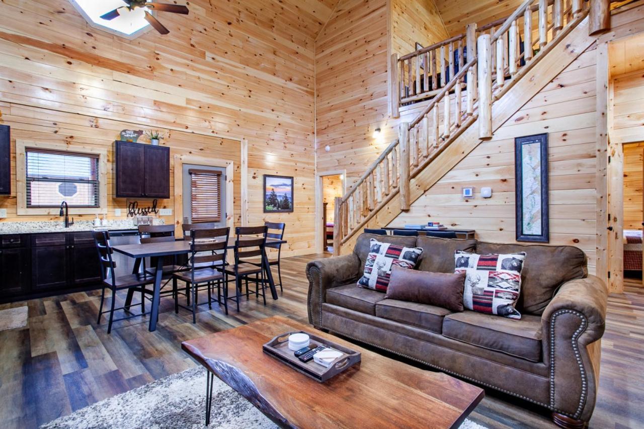 Swimming Bears Lodge 1 With Indoor Pool And Hot Tub Pigeon Forge Eksteriør billede